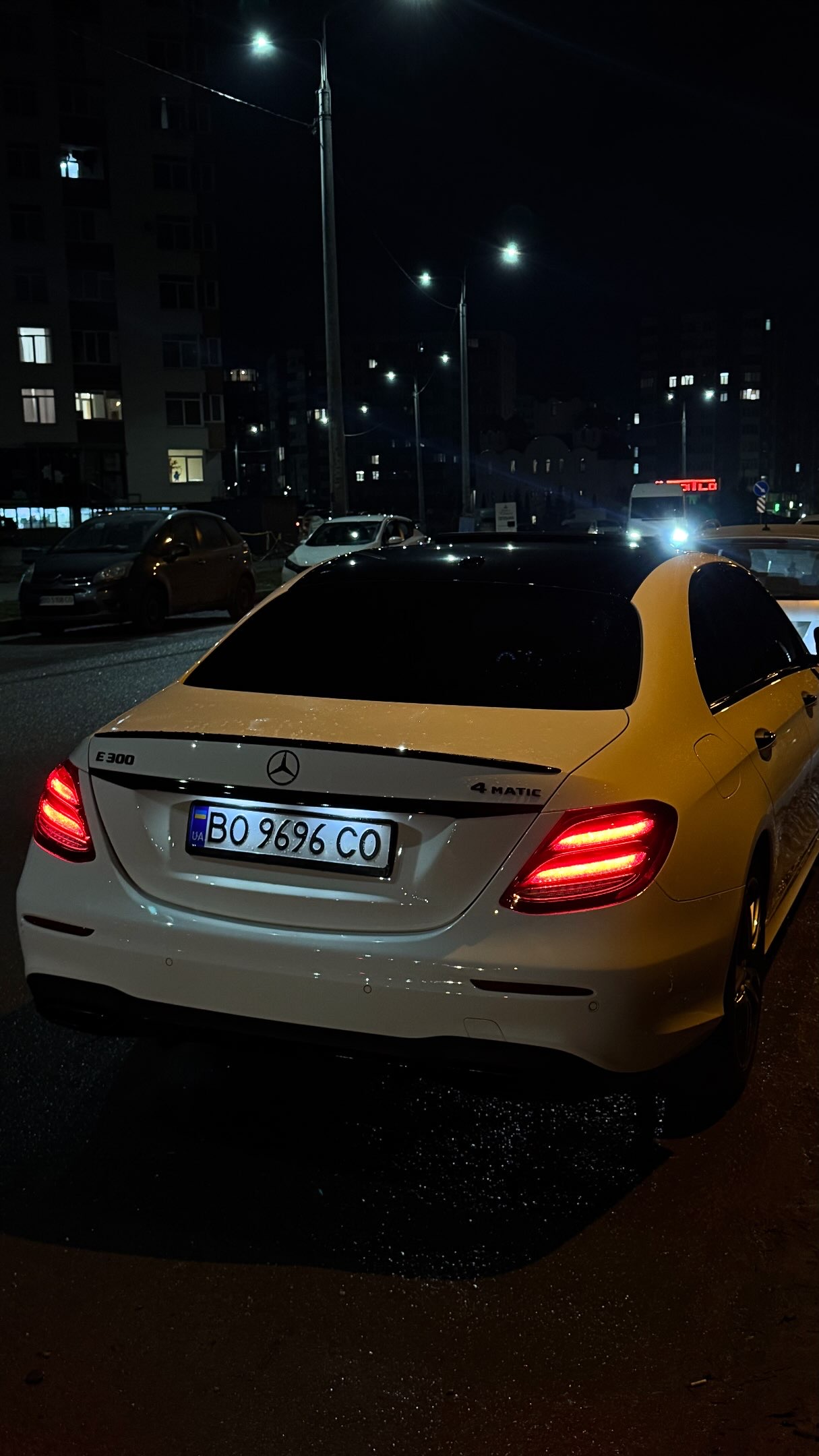 Mercedes-Benz E300 4matic
