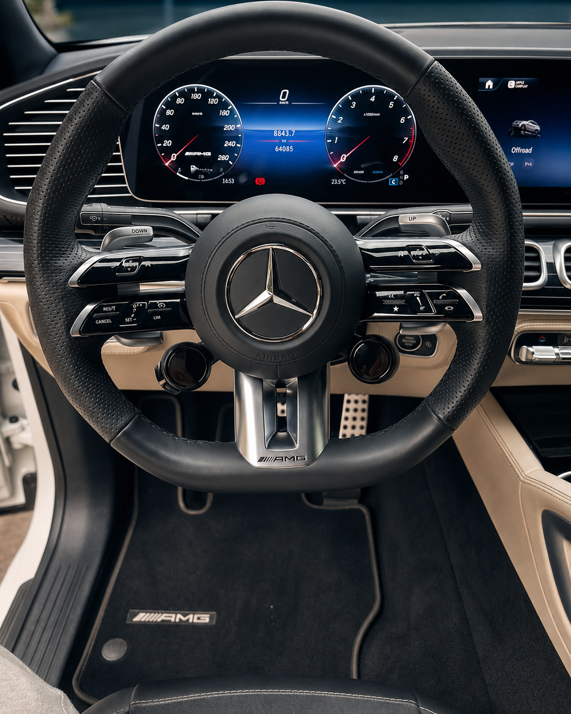 Купити Mercedes Benz 3.0 бензин GLE Couoe 2024 року білого кольору у Львові