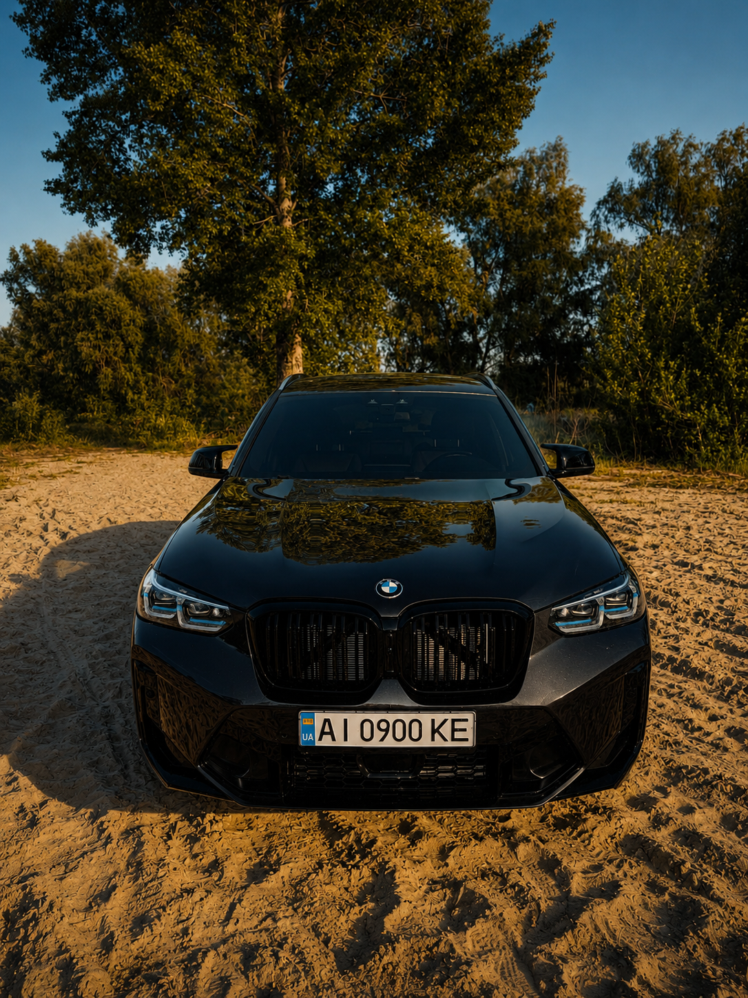Купити BMW X3 2019 року 2.0 бензин xDrive чорного кольору в Києві