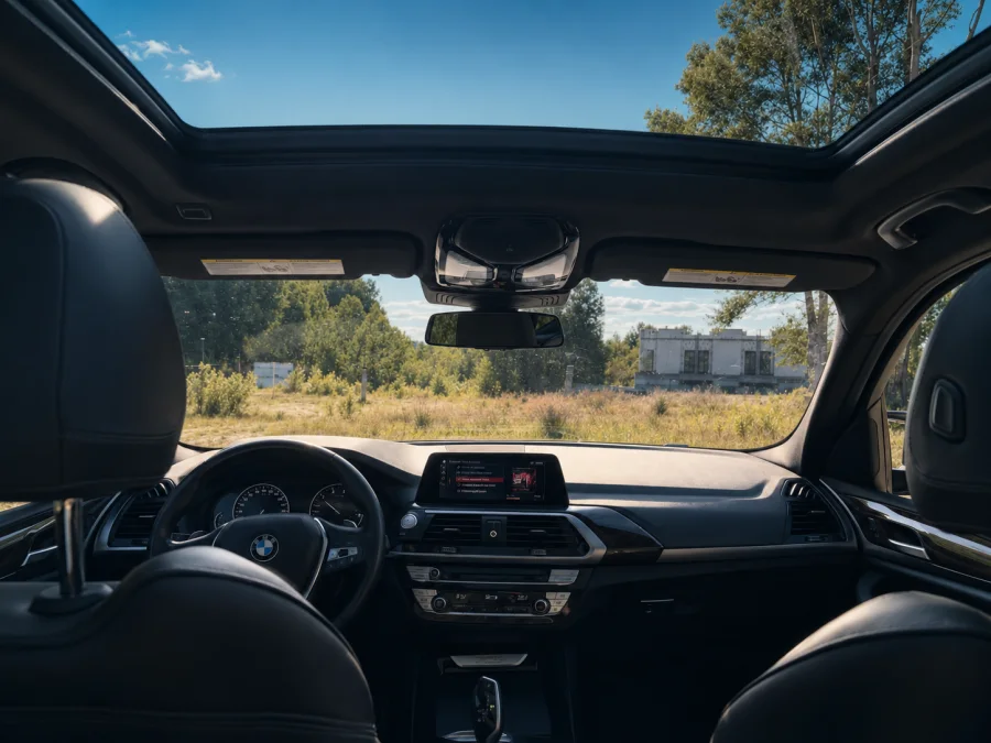 Купити BMW X3 2019 року 2.0 бензин xDrive чорного кольору в Києві