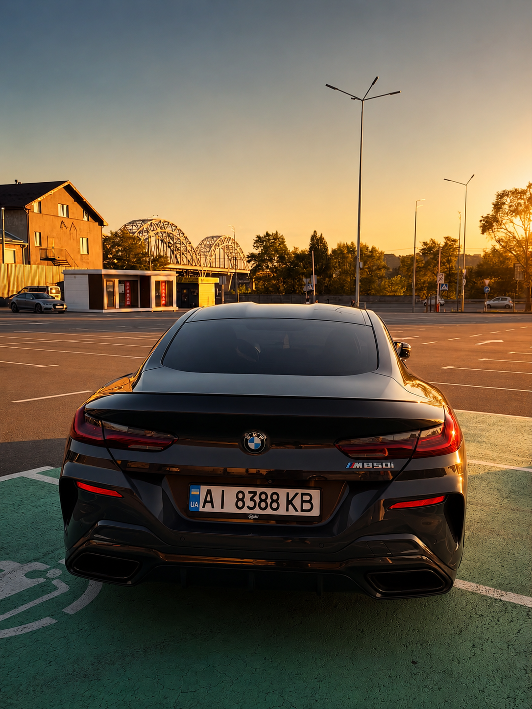 Купити BMW 850 4.4 2019 року в Києві