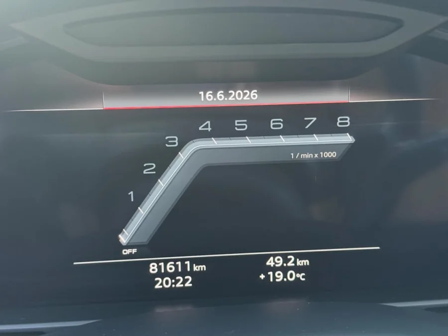 Купити Audi Q7 2.0 бензин Premium Plus 2021 року сірого кольору