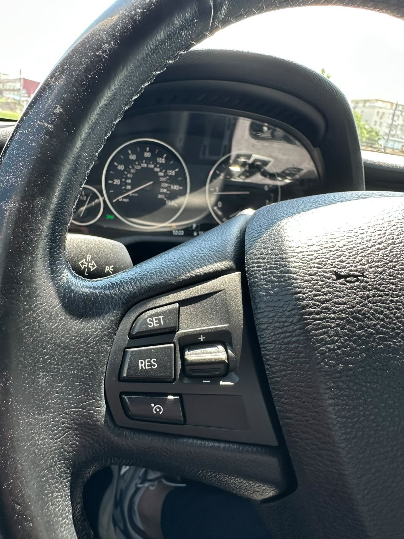 Купити BMW X3 2013 року 2.0 бензин сірого кольору в Харкові