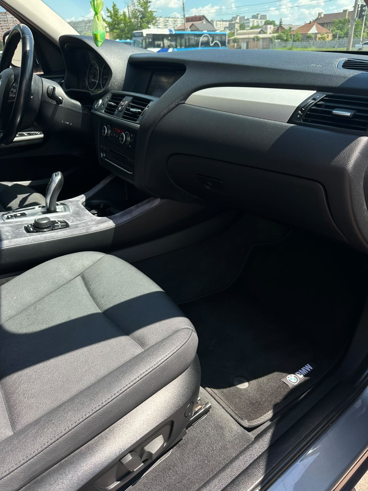Купити BMW X3 2013 року 2.0 бензин сірого кольору в Харкові