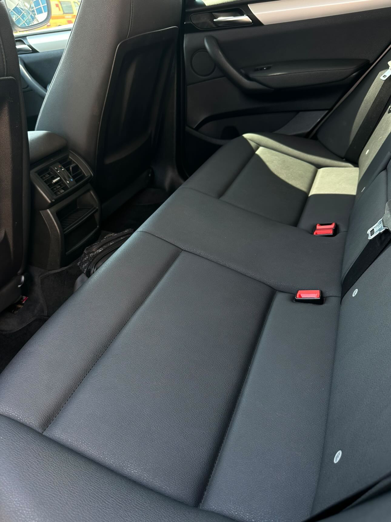 Купити BMW X3 2013 року 2.0 бензин сірого кольору в Харкові
