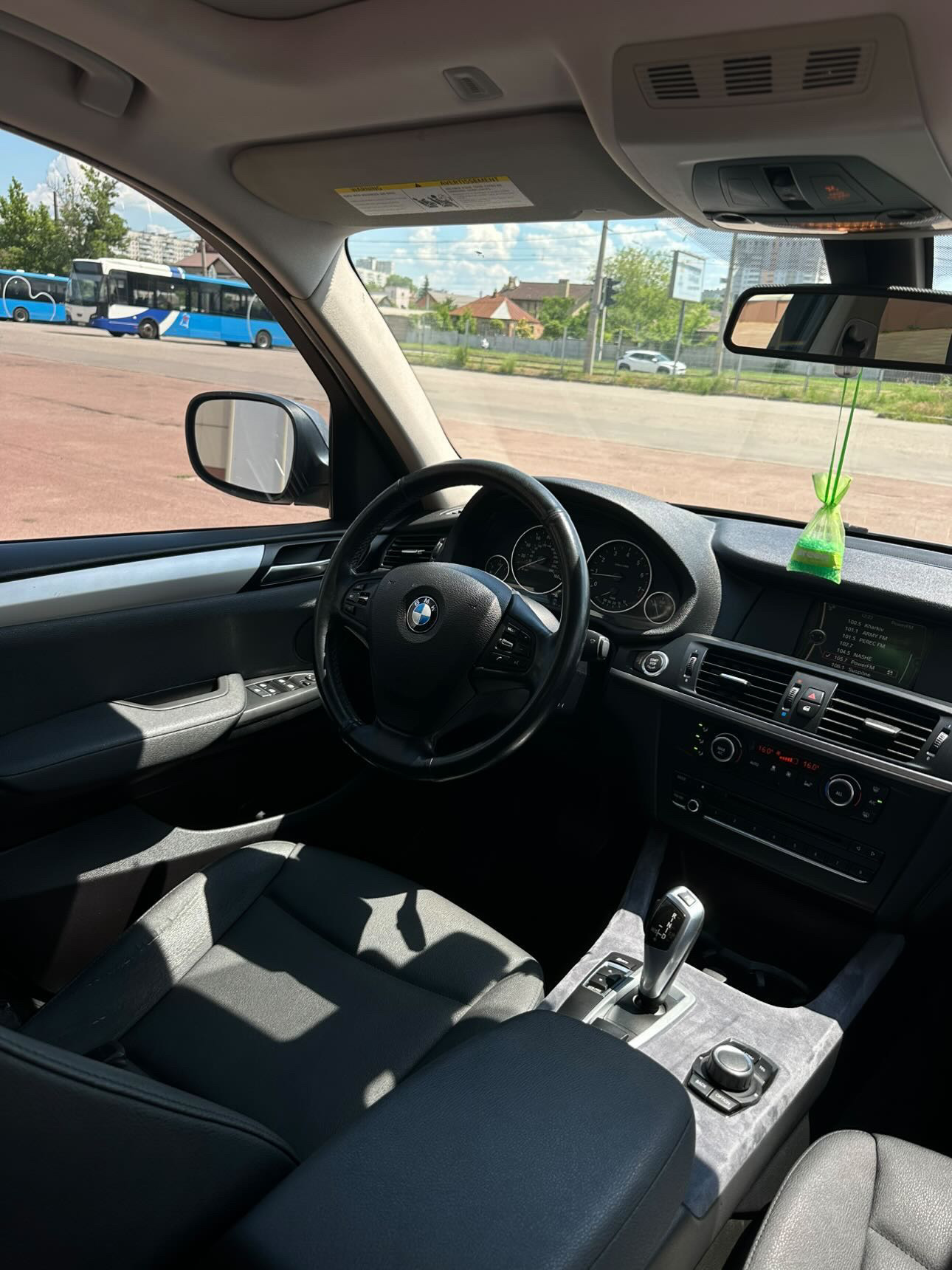 Купити BMW X3 2013 року 2.0 бензин сірого кольору в Харкові