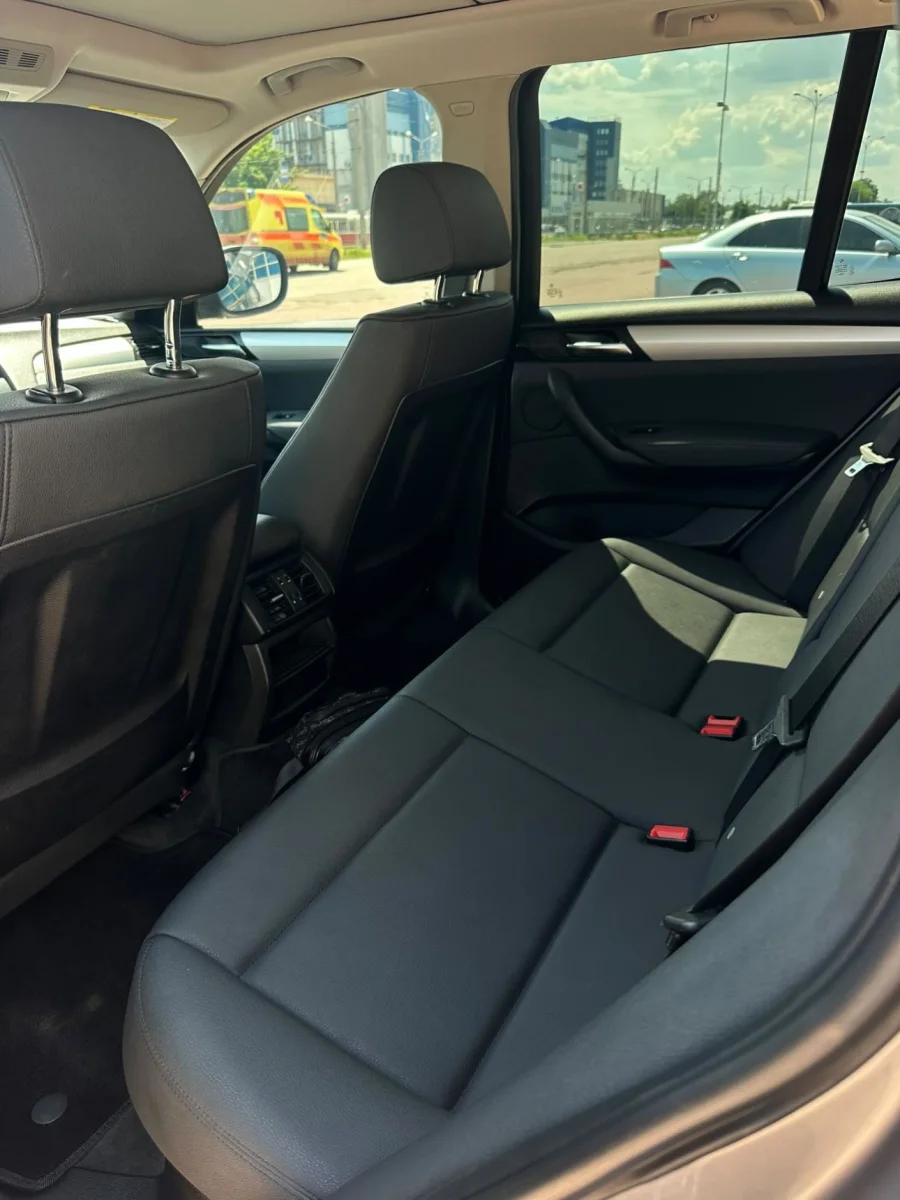 Купити BMW X3 2013 року 2.0 бензин сірого кольору в Харкові