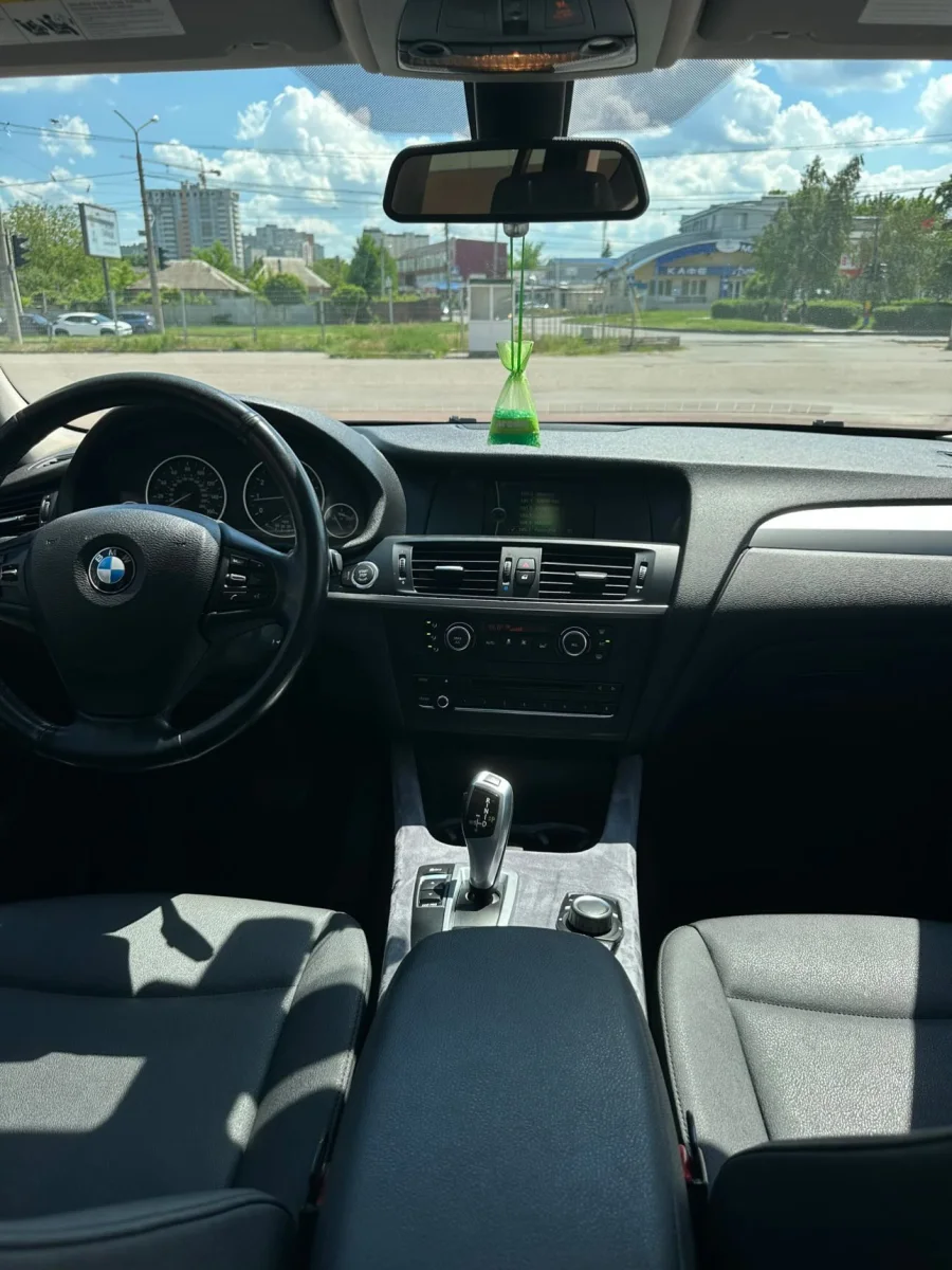 Купити BMW X3 2013 року 2.0 бензин сірого кольору в Харкові