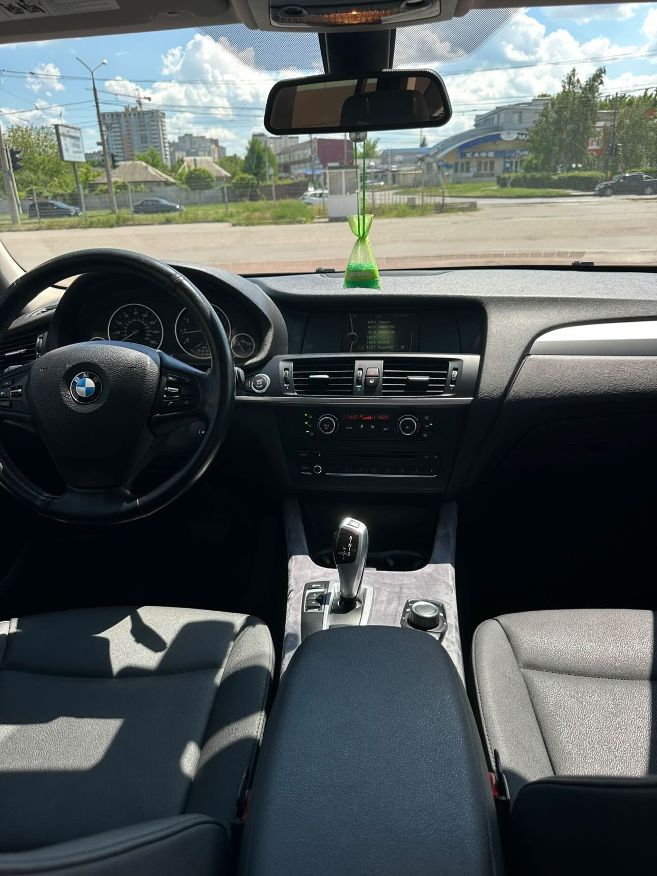 Купити BMW X3 2013 року 2.0 бензин сірого кольору в Харкові