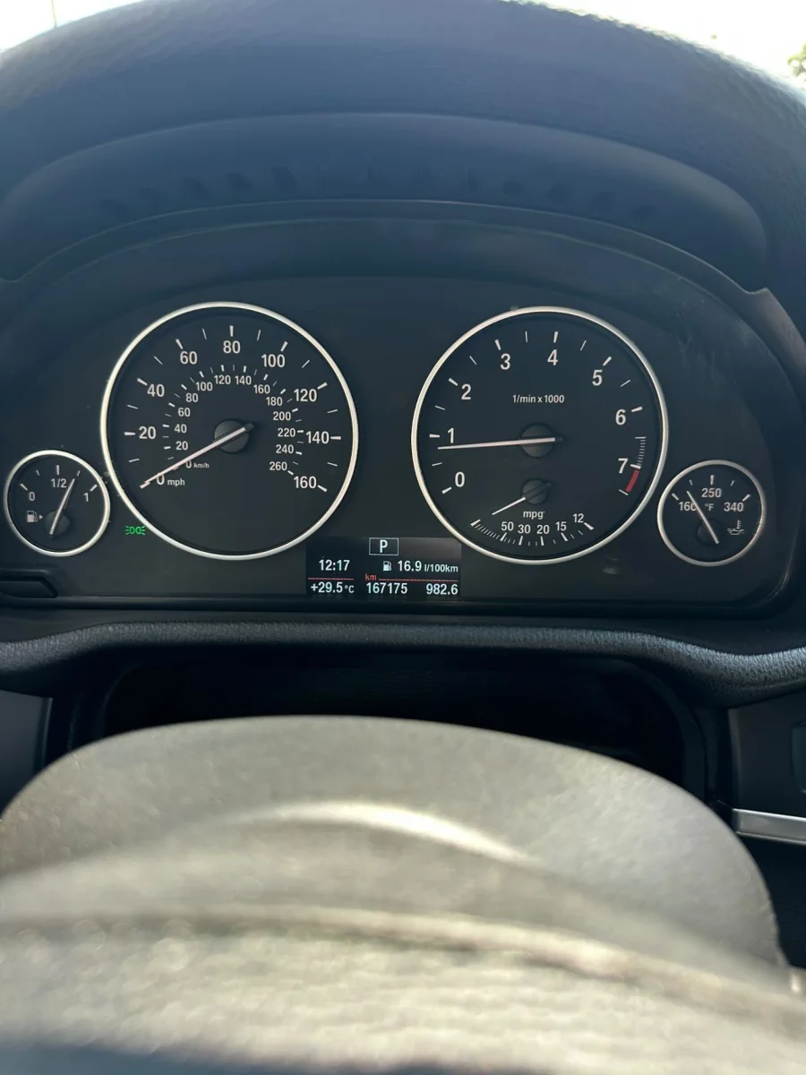 Купити BMW X3 2013 року 2.0 бензин сірого кольору в Харкові
