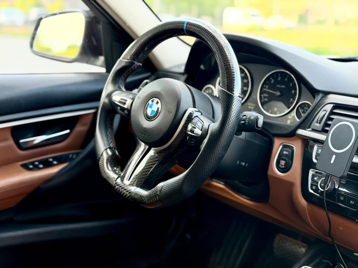 Купити BMW 328 F31 2.0 бензин 2014 року у Львові