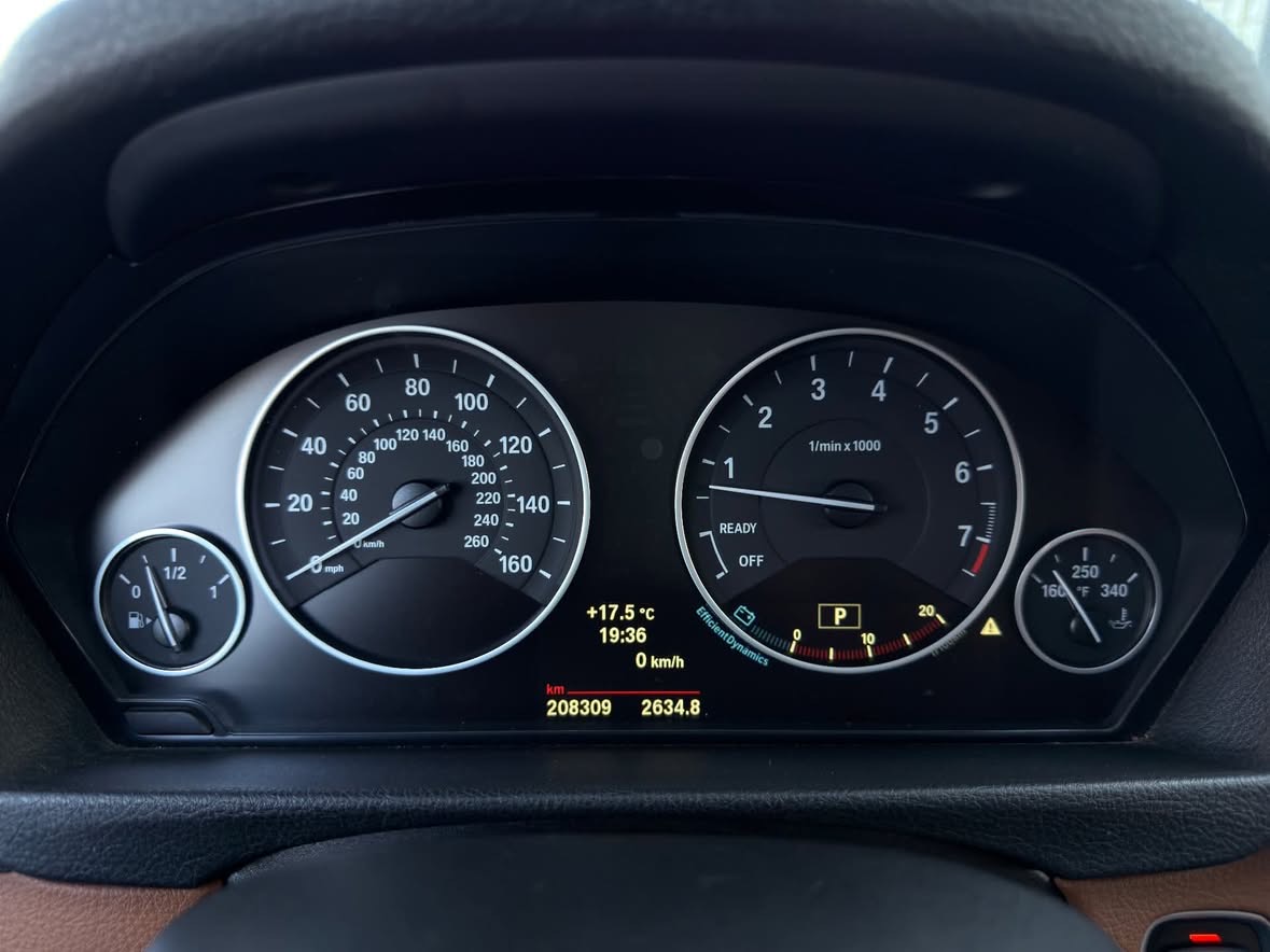 Купити BMW 328 F31 2.0 бензин 2014 року у Львові