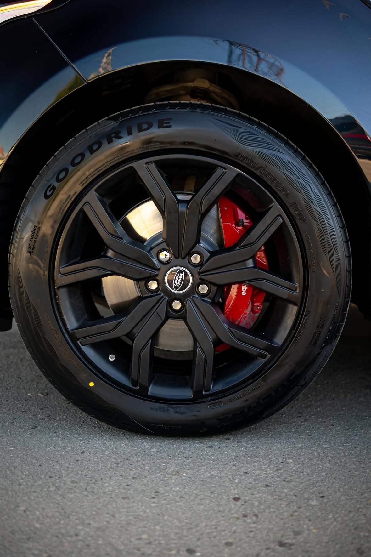 Купити BMW X6 3.0 бензин 2010 року чорного кольору в Варшаві