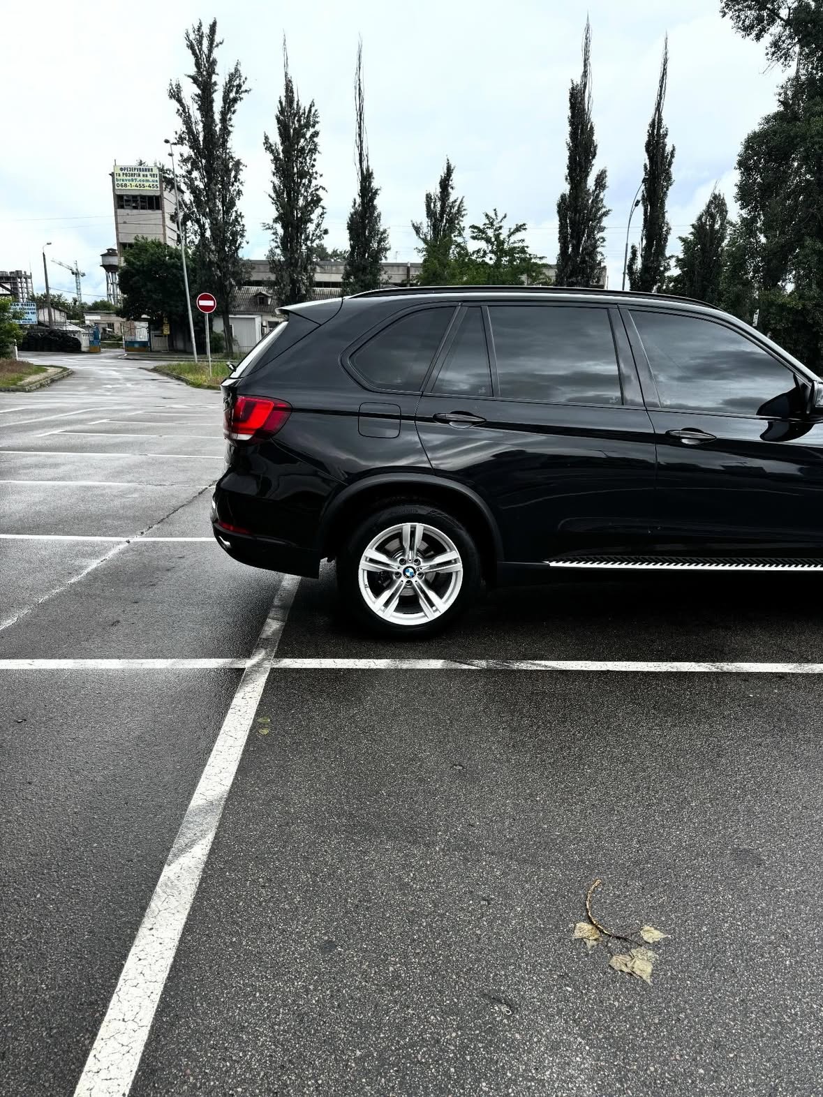 Купити BMW X5 2.0 дизель 2018 року чорного кольору в Києві