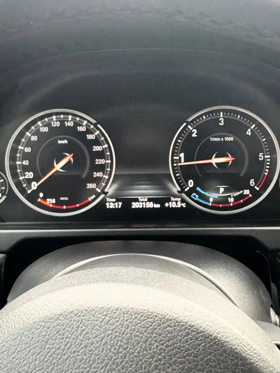 Купити BMW X5 2.0 дизель 2018 року чорного кольору в Києві