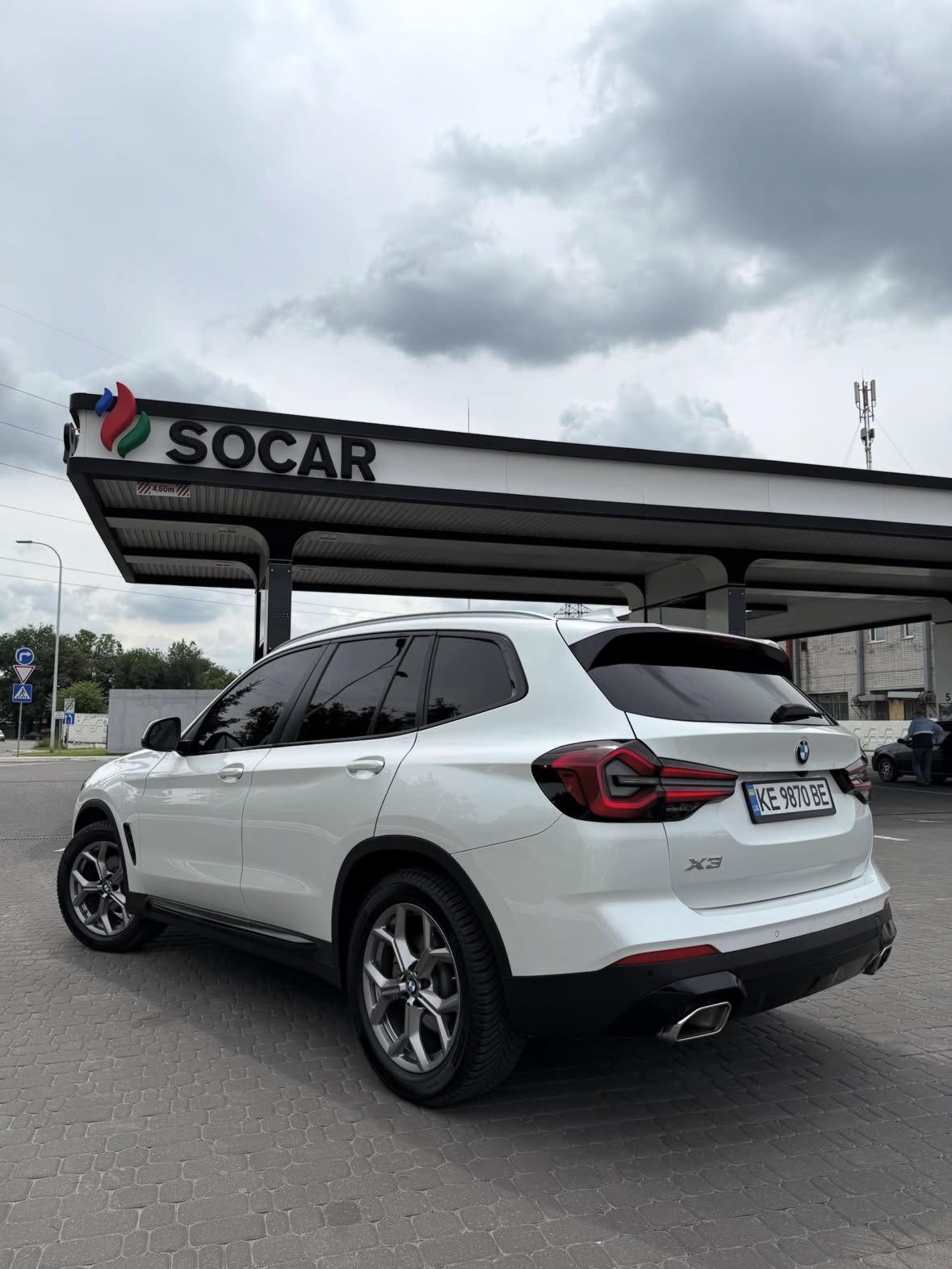 Купити BMW X3 2022 року білого кольору в Дніпрі