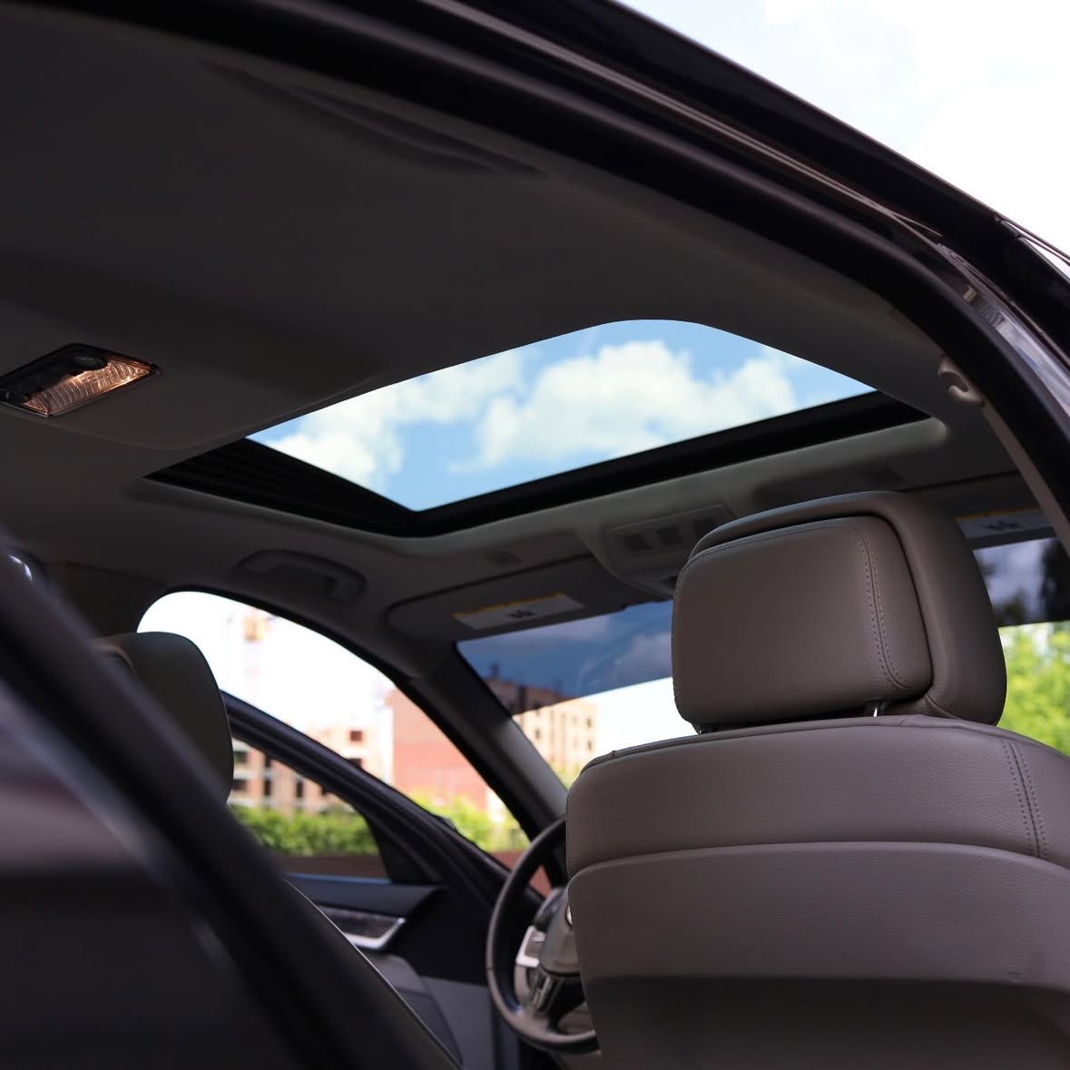 Купити BMW 528I 2013 2.0 бензин року сірого кольору в Івано-Франківську