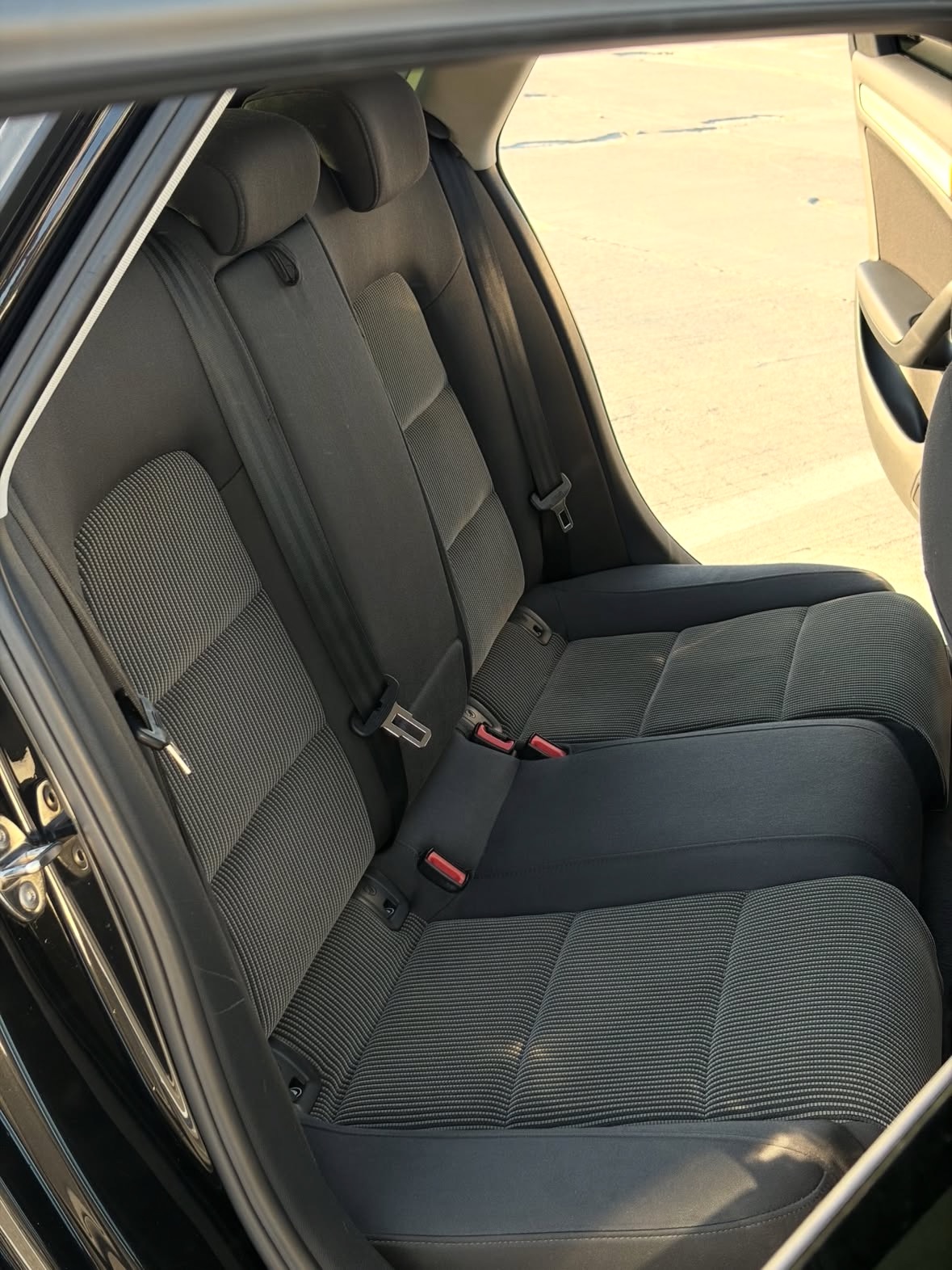 Купити Audi A4 2.0 дизель 2009 року чорного кольору в Варшаві